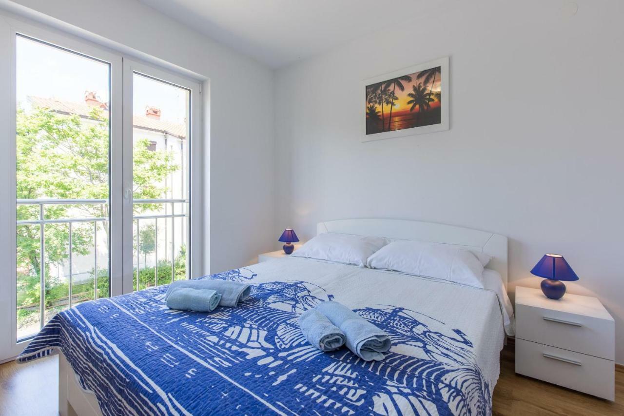 מאלינסקה Apartments Nino מראה חיצוני תמונה
