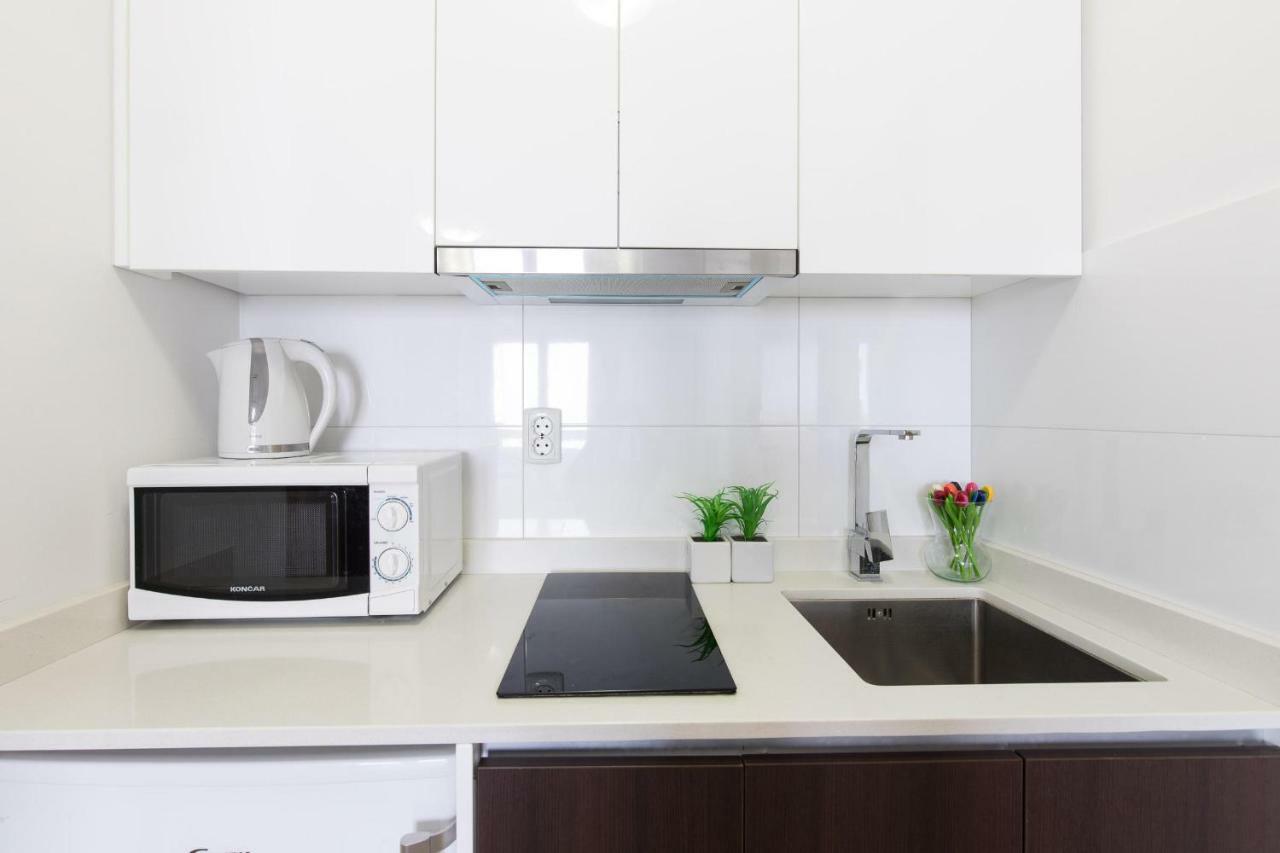 מאלינסקה Apartments Nino מראה חיצוני תמונה