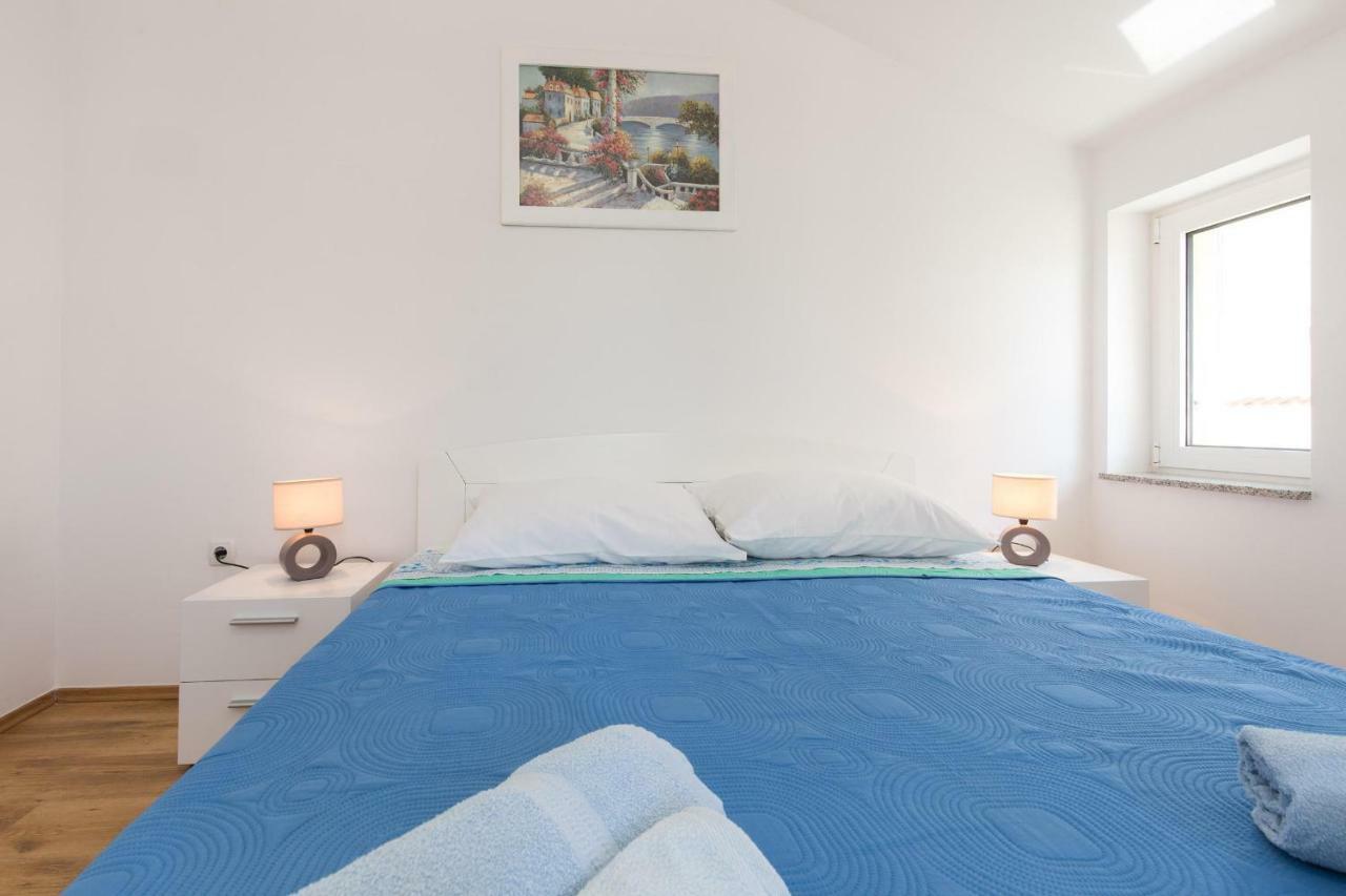 מאלינסקה Apartments Nino מראה חיצוני תמונה